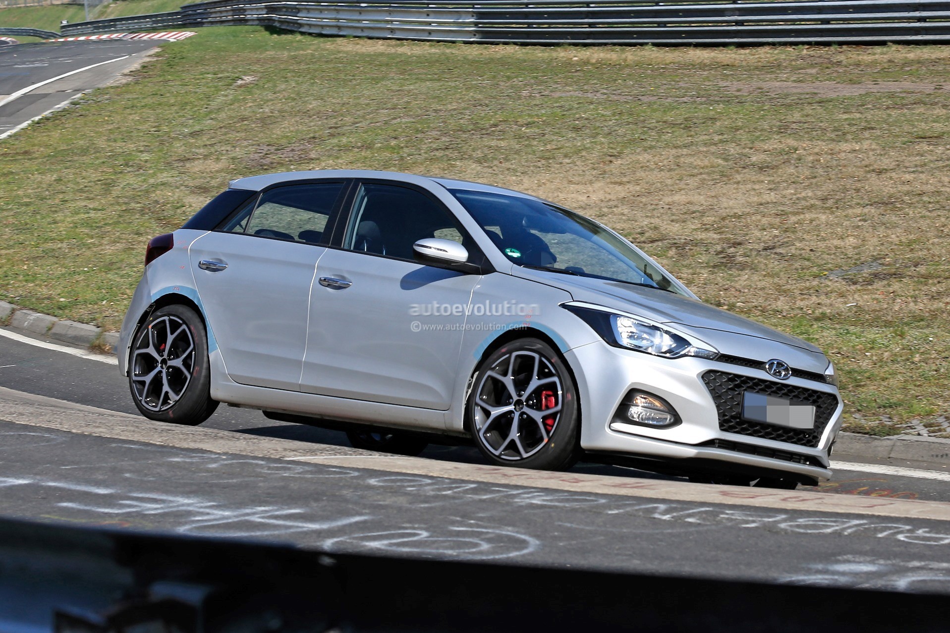 hyundai-i20-n-spied-for-the-first-time_23.jpg