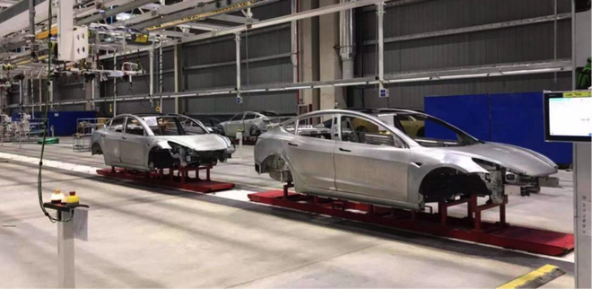 特斯拉上海工厂首辆白车身已经下线 10月14日正式开工量产
