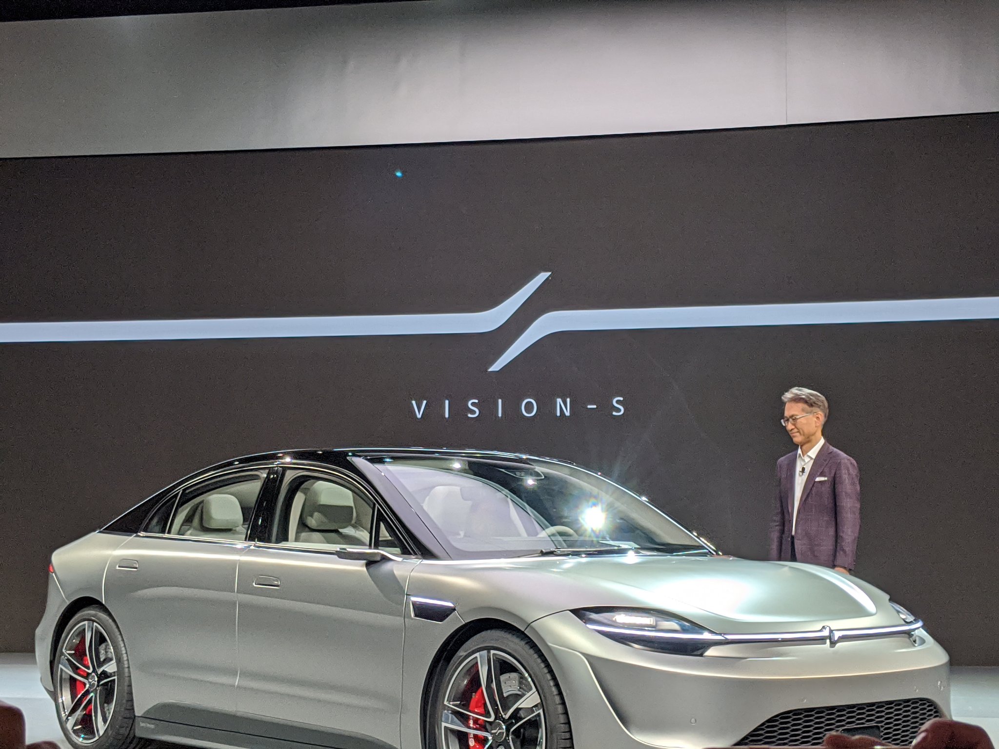 索尼开始造车！ 电动概念汽车VISION-S正式公开